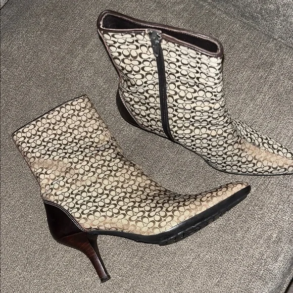 Coach heel boots - new w/o tags -$40! - Picture 2 of 11